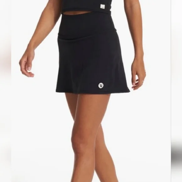 Vuori Volley Skirt - Picture 1 of 4